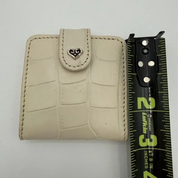 Brighton Cream Croc Embossed Leather Double Travel Mirror Heart Snap Closure - Picture 7 of 7